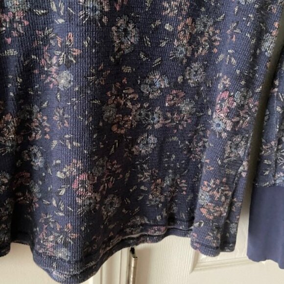 Sundance thermal in blue print size medium - Picture 4 of 6